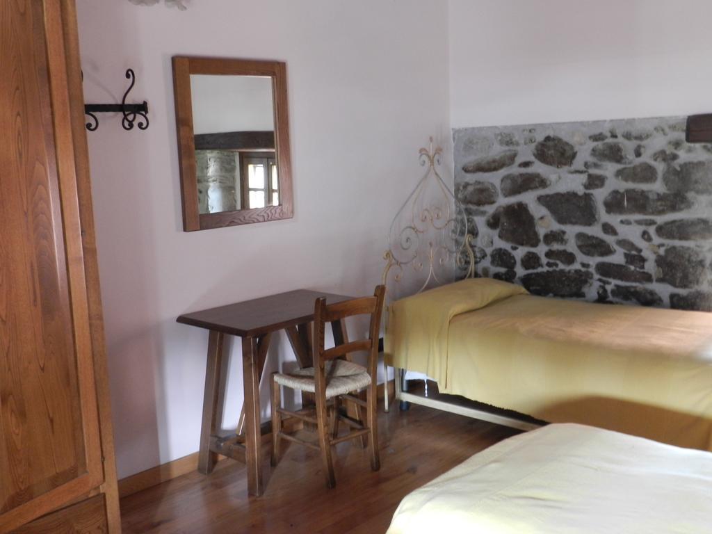 Agriturismo Il Corniolo Castiglione di Garfagnana Δωμάτιο φωτογραφία